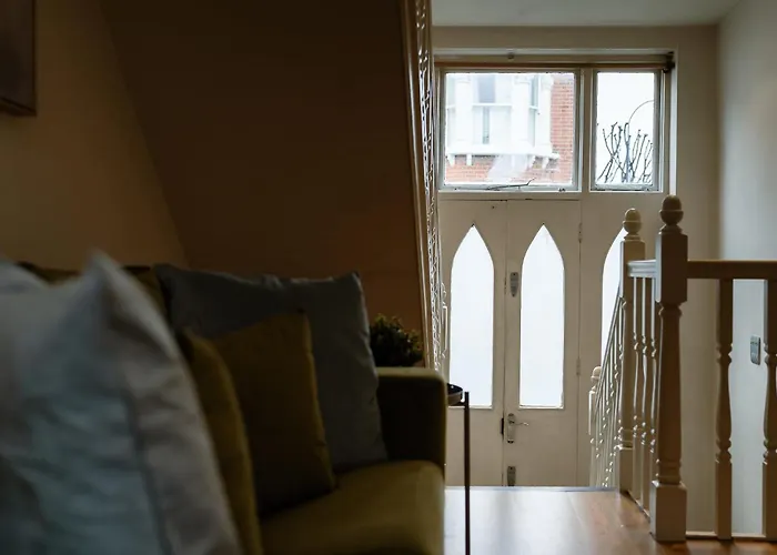 1 Bed Chelsea House London With Private Terrace