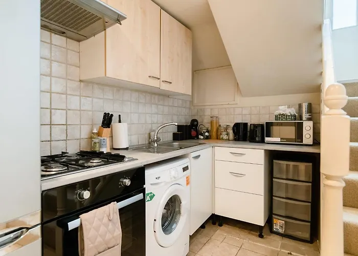 1 Bed Chelsea House London With Private Terrace